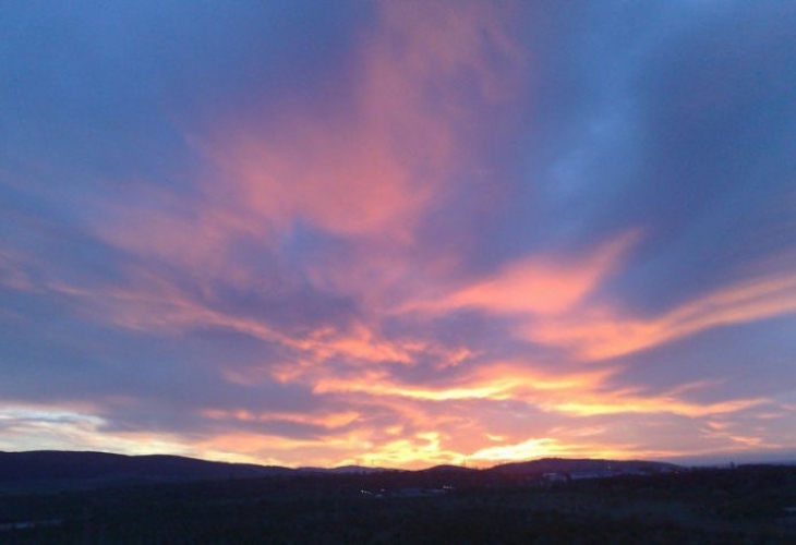 Предимно слънчево време се очаква днес над цялата страна Ще