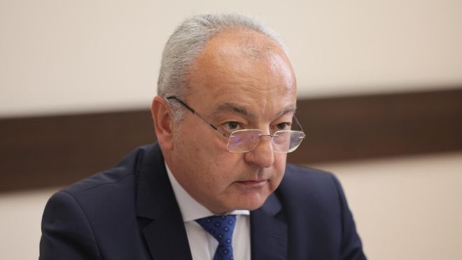 Гълъб Донев: Дефицитът ще достигне 5.7% в края на годината