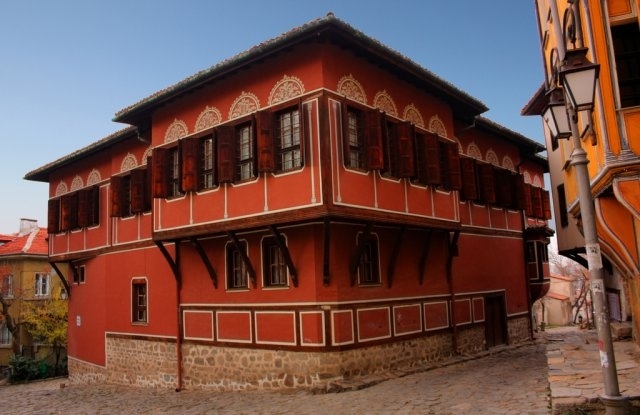 Специални сондажи ще бъдат направени на терена на Балабановата къща