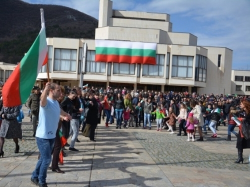 Пъстро българско хоро ще извият врачани на 3 март Тържеството