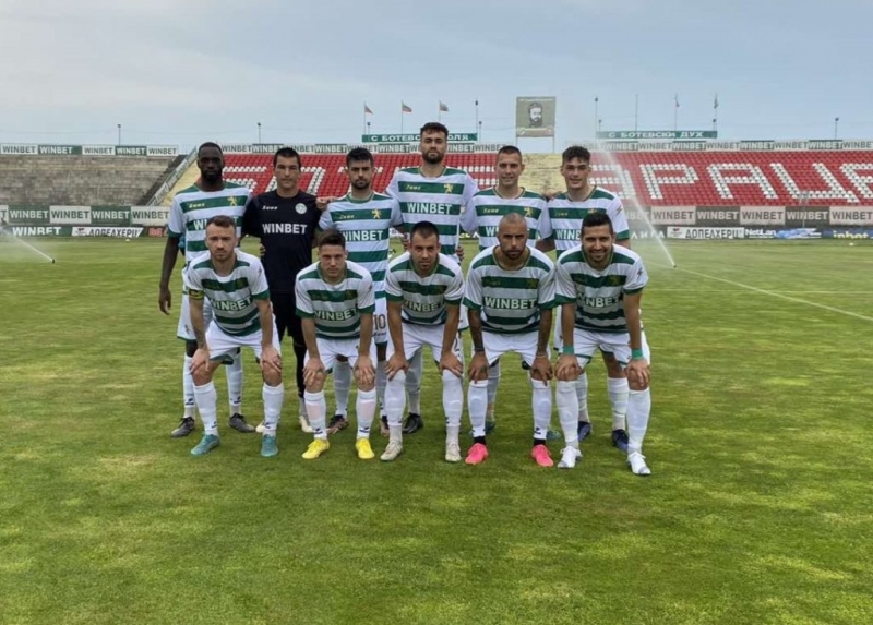 Ботев Враца загуби от Литекс Ловеч с 0 2 в първата