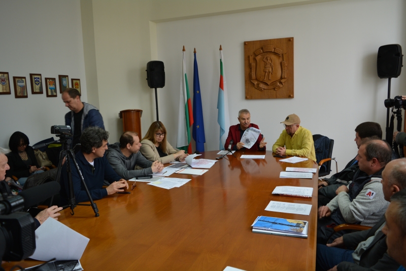 Висящите кабели от уличната разпределителната мрежа на Монтана ще бъдат