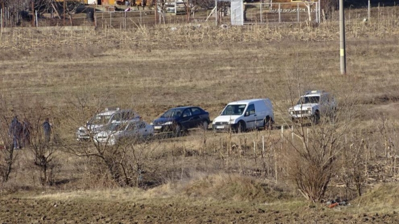 Труп на 69 годишен мъж бе открит тази сутрин в полето