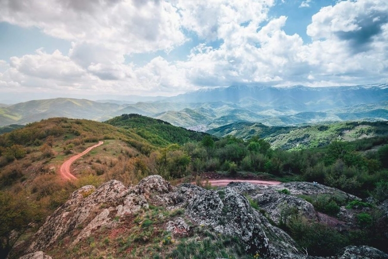Мъж е изчезнал в Чипровския Балкан научи агенция BulNews Той