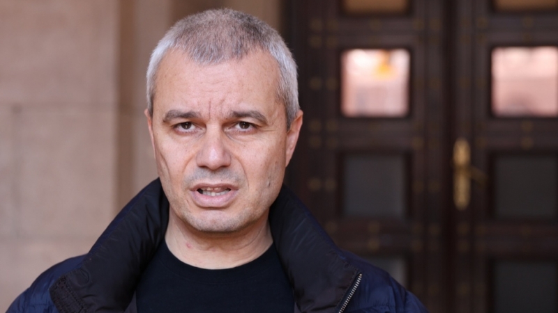 Костадин Костадинов е кандидатът за президент на „Възраждане“