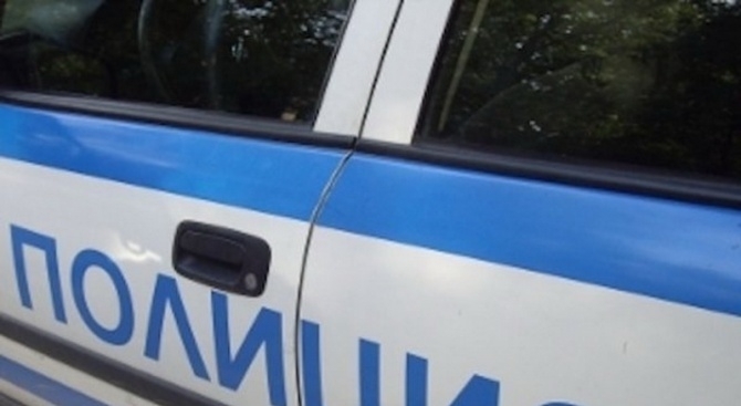 Тялото на 64 годишен мъж е намерено на пейка в близост