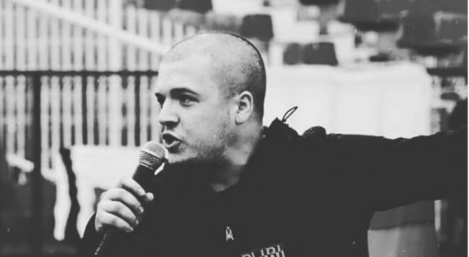 Стотици приятели изпратиха убития в Солун български футболен фен Тоско