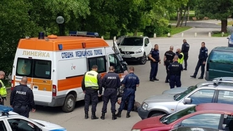 Мъж лежи в монтанската болница след як пердах научи BulNews
Случката