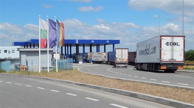 Два автобуса с български граждани идващи от Германия и Австрия