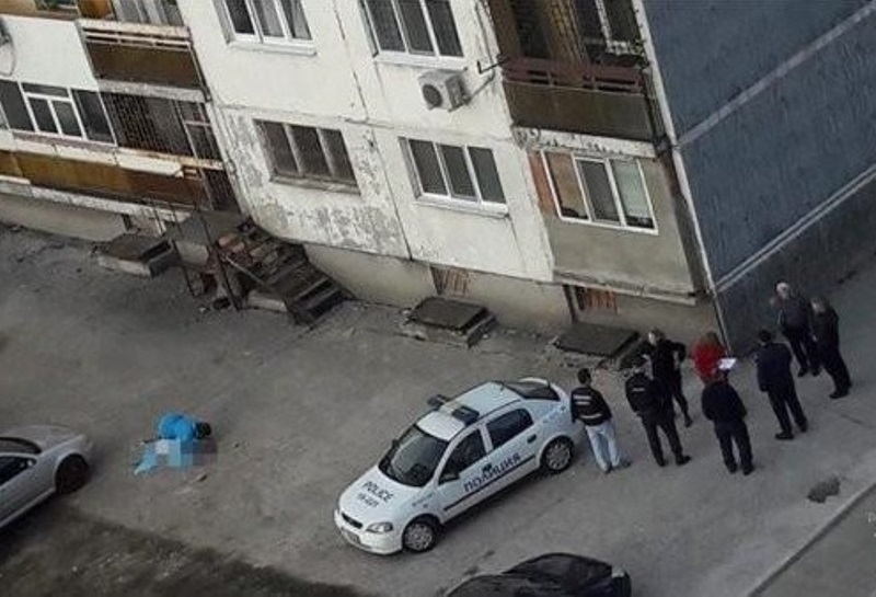 Тийнейджър е скочил от 4 етаж на блок в Козлодуй