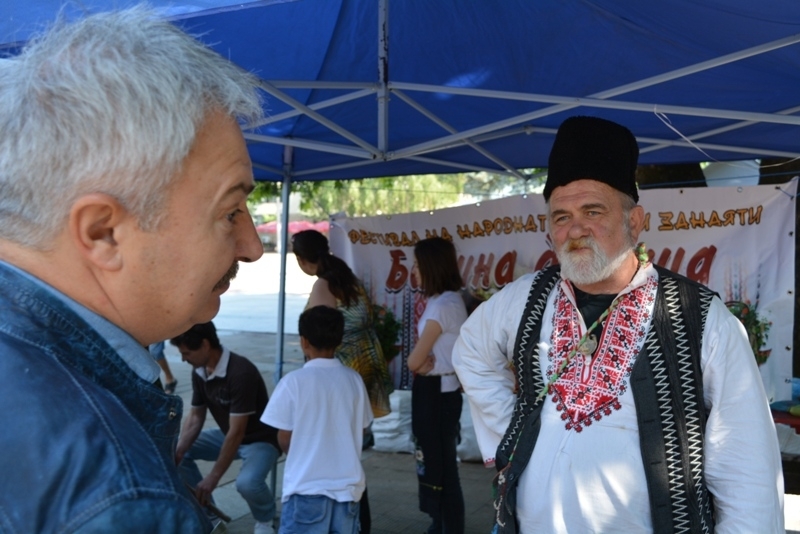 Каша от коприва боб с джанки баш врачанска лютика кълцаници