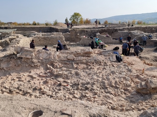 Целево финансиране от 400 000 лева е отпуснато за археологически разкопки на Антична Рациария