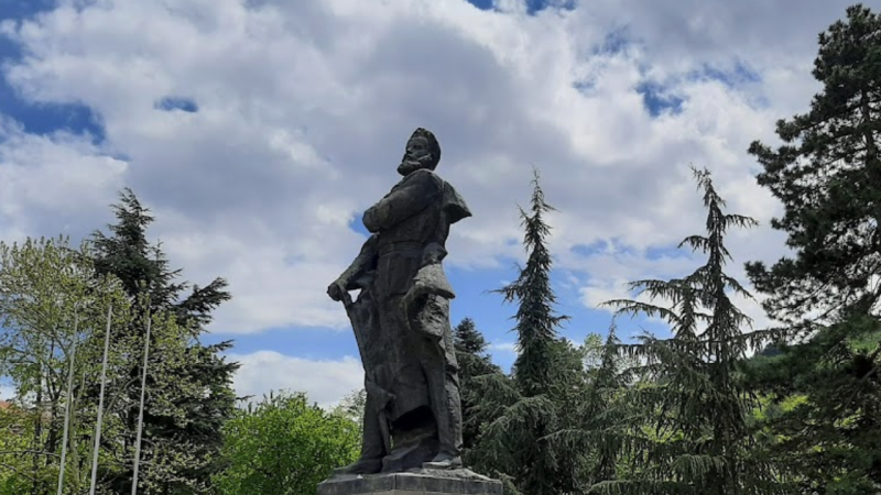 Днес от 11 00 часа в градската концертна зала ще се