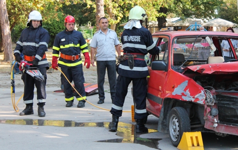 Утре от 13 часа на полигона на Центъра за професионално