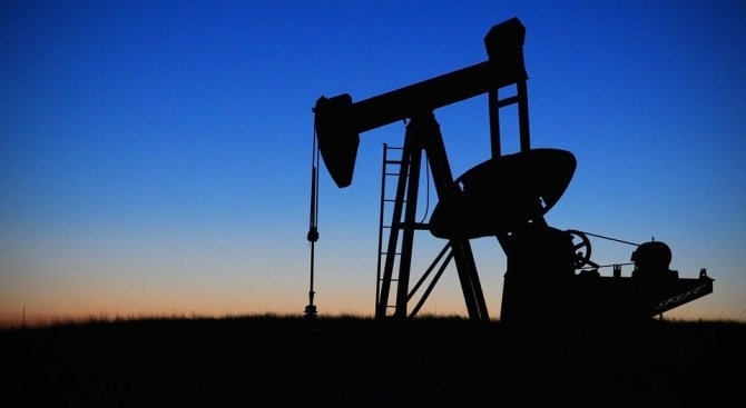Иран пуска собствен сорт петрол Той ще е под названието