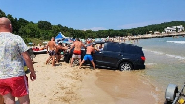 Абсурдна ситуация се е случила на плажа "Перла" в Приморско.