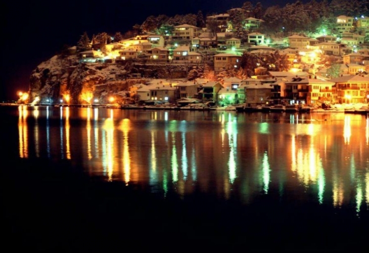 Служителка на голяма българска туристическа агенция е била взета за