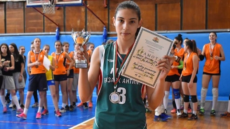 Деветокласничката Мила Илиева е поредната надежда от богатата на история видинска волейболна