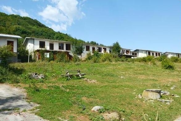 Апаши обраха бунгалата на връх Вола, спипаха ги в Челопек