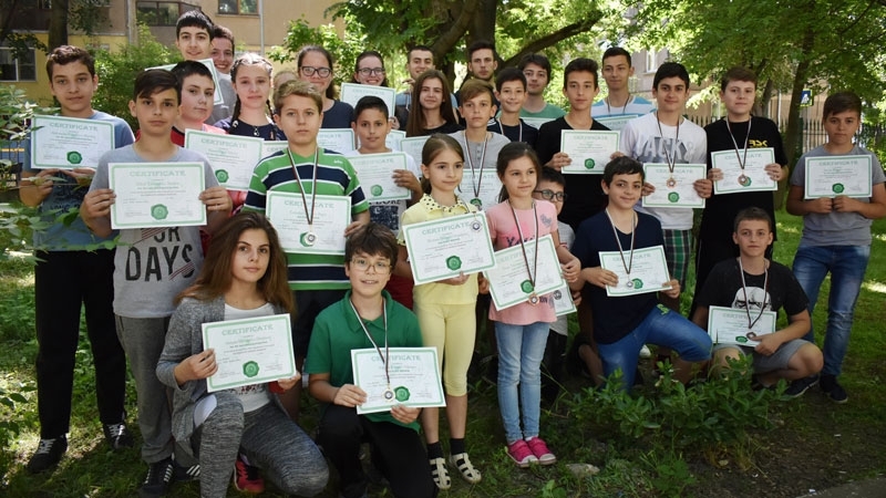 Призьорите от пролетния кръг на международното състезание Математика без граници бяха наградени