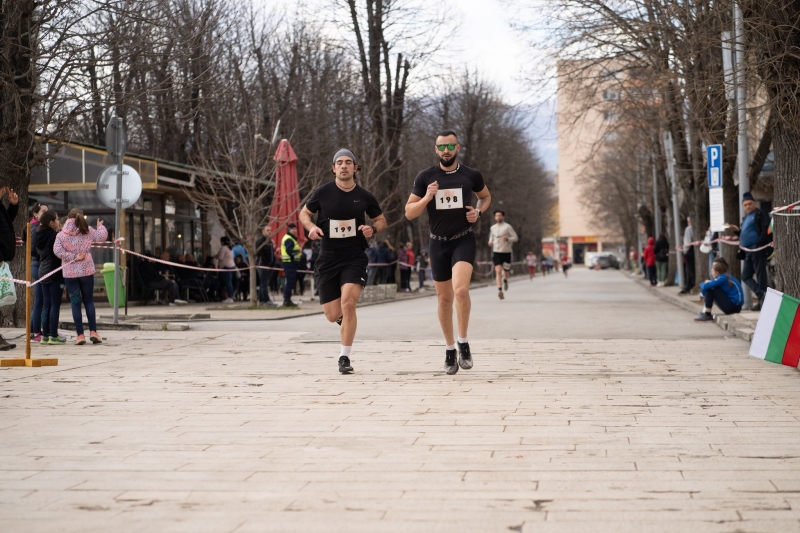 Община Мездра и СКЛА Атлет гр Мездра обявяват провеждането на