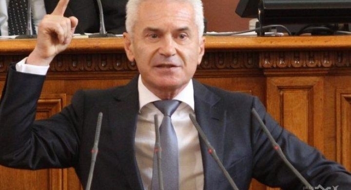 "Делян Добрев е най-уникалният случай в българския парламентализъм. Той е