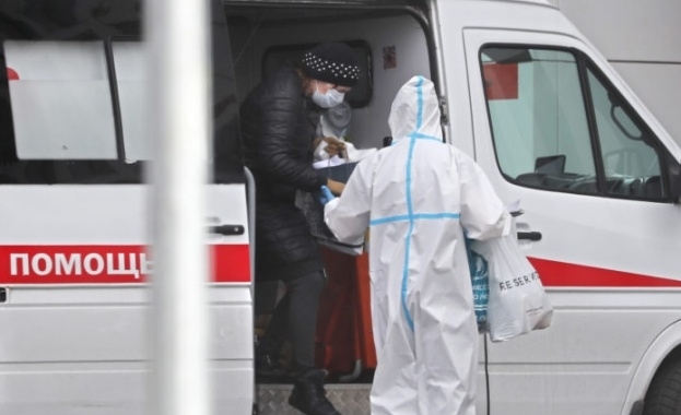 Броят на починалите хора диагностицирани с Ковид 19 в Русия се