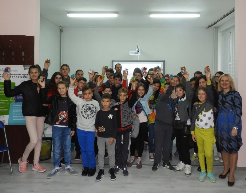 Мини технологичен център в Регионална библиотека Христо Ботев Враца