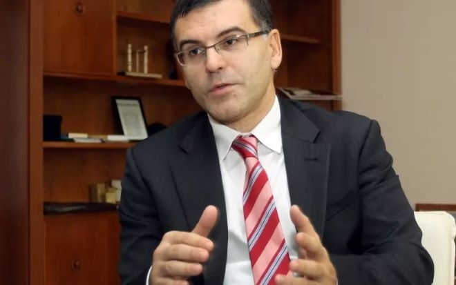 Председателят на Фискалния съвет Симеон Дянков даде екстрено решение откъде да