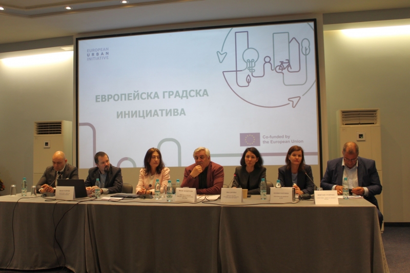 Кметът на община Мездра Иван Аспарухов беше избран единодушно за