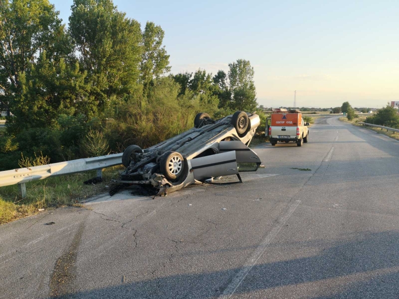 Джигит с кола излезе от пътя и катастрофира в Монтанско