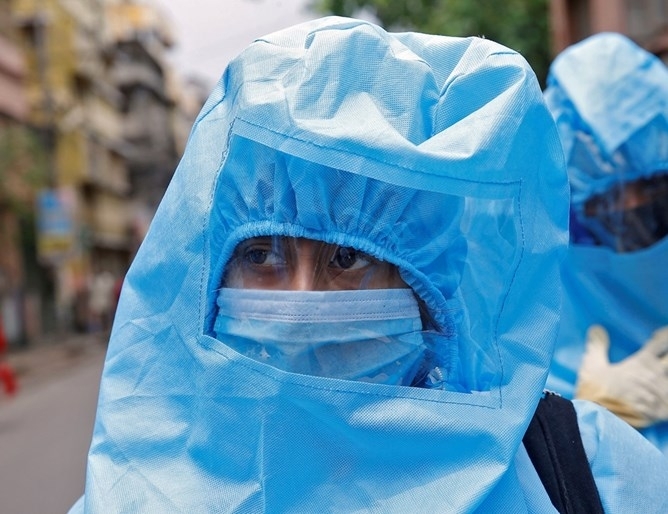 Броят на потвърдените случаи на заразяване с новия коронавирус в