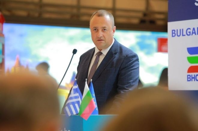България ще се учи от Гърция при въвеждането на еврото