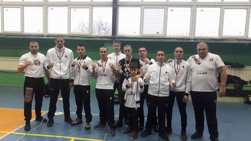 Отбори от Монтана Варна Плевен Свищов Дупница Габрово Враца и