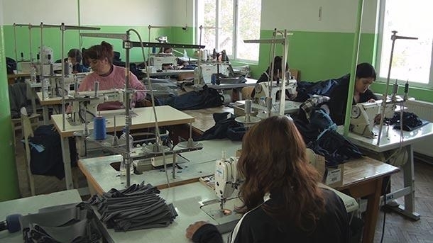 Шивашка фирма от Чипровци е заявила желание да наеме работници от община