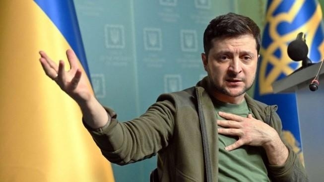 Президентът на Украйна Володимир Зеленски подписа указ за удължаване с