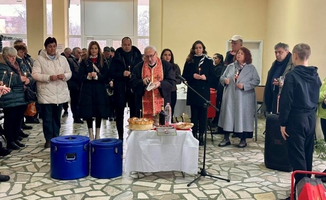 Десетки жители на село Чирен отбелязаха заедно християнския празник Никулден