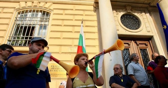 НИМХ ще бъде изведен от структурата на БАН Това обяви министърът на