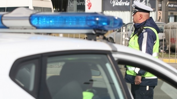 За времето от 8 30 часа вчера до 6 часа тази