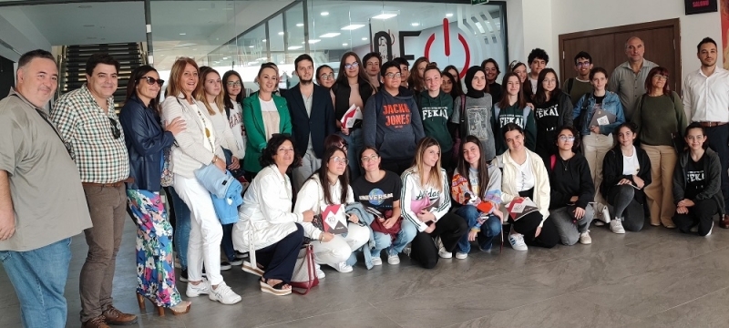 Ученици и учители от Средно училище Христо Ботев във Враца взеха участие