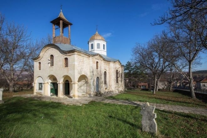 На Димитровден храмов празник ще отбележат шест мездренски села