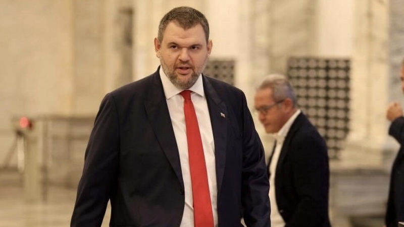 ДПС ще бъде монолитно и с г н Доган ще върви