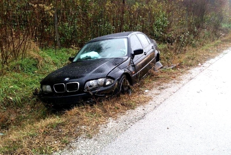 Пиян младеж самокатастрофира във Врачанско съобщиха от областната дирекция на