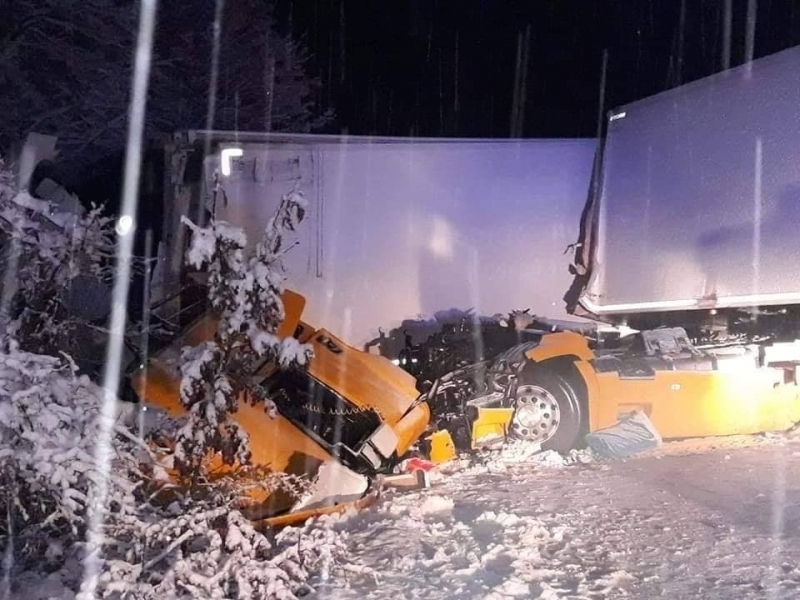 От полицията излязоха с подробности за тежката катастрофа между два