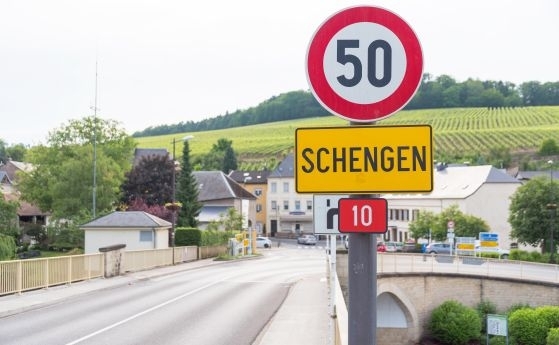 САЩ са убедили австрийците да се откажат от ветото за