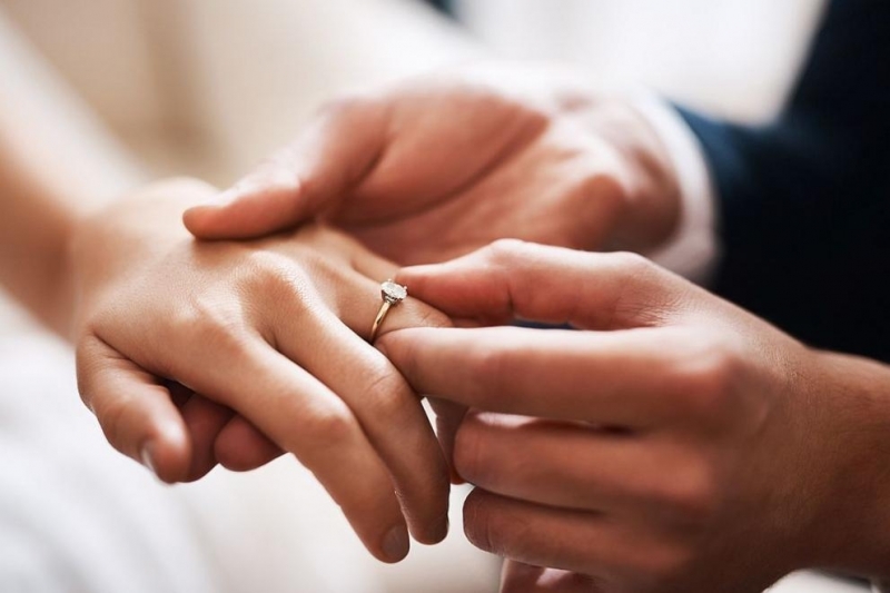 Италианска бездомна двойка се ожени след като живя най малко 30