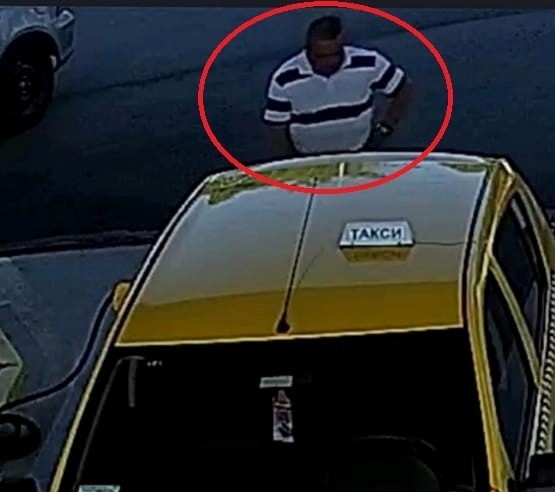 Шофьор на такси зареди гориво на бензиностанция във Враца и