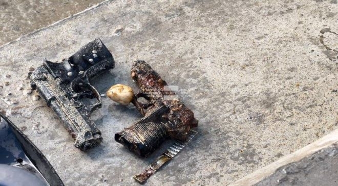 Водолази от клуб Приятели на морето откриха три пистолета на