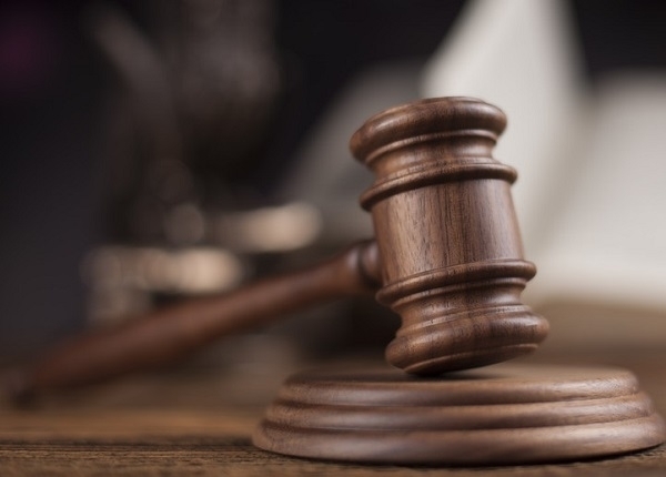 15 годишният младеж който заедно със свой роднина преби съсед с