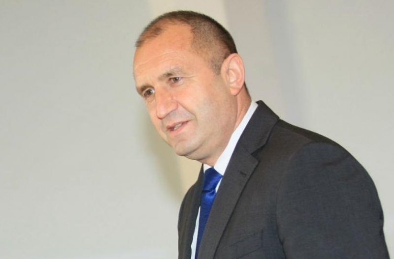 Предложението за изтребител F 16 беше триумф на лобизма заяви президентът